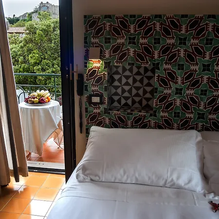 Hotell La Moresca 3*