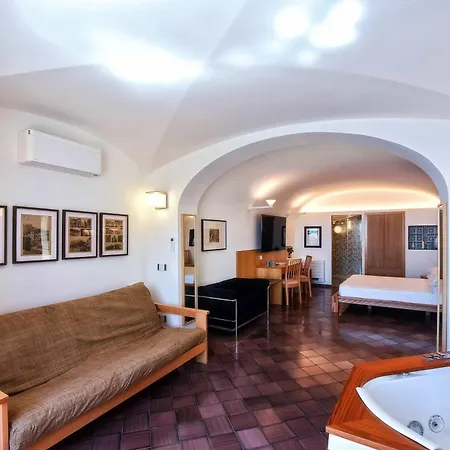 La Moresca 3*